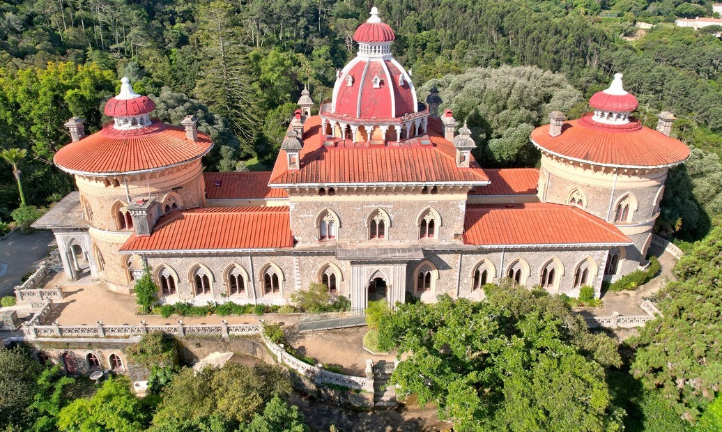 Palacio Monserrate.jpg