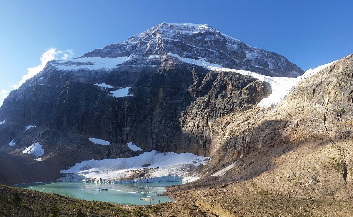 Mont Edith Cawell.jpg