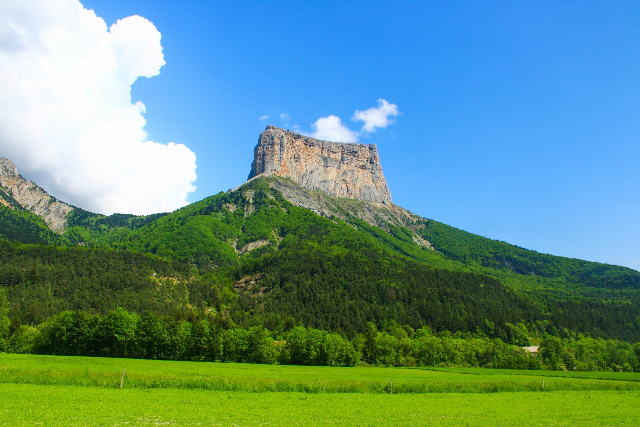 Mont Aiguille.jpg