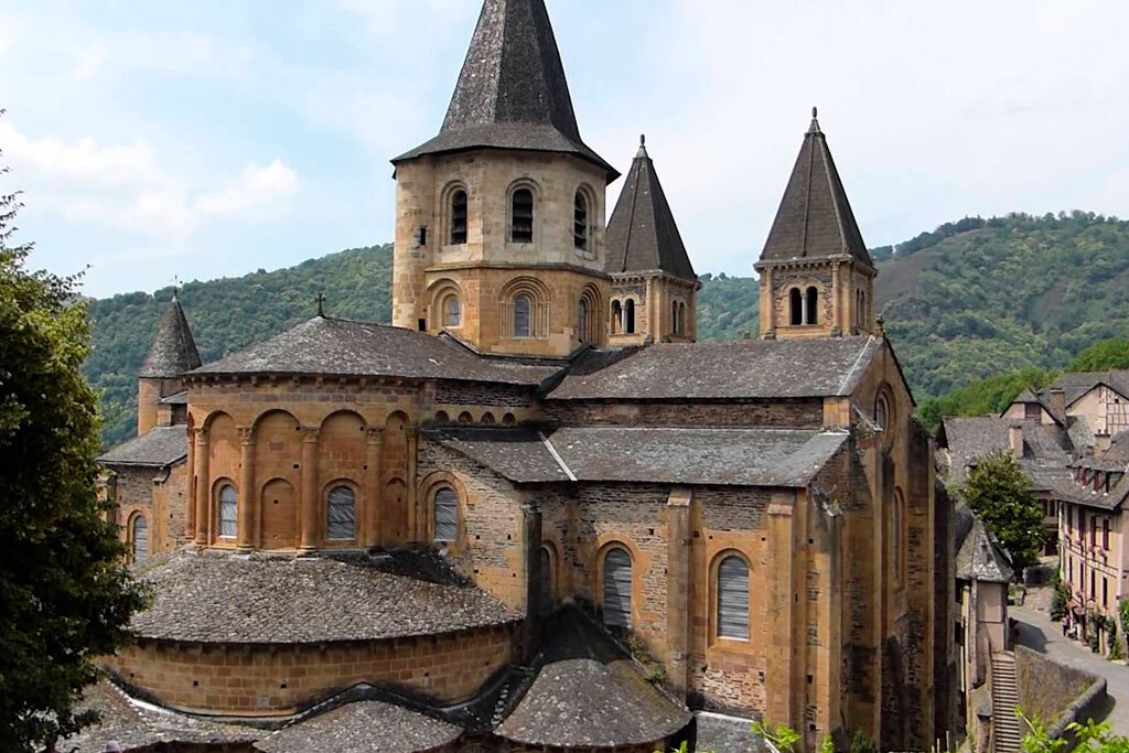 Abbaye Sainte Foy Conques.jpg