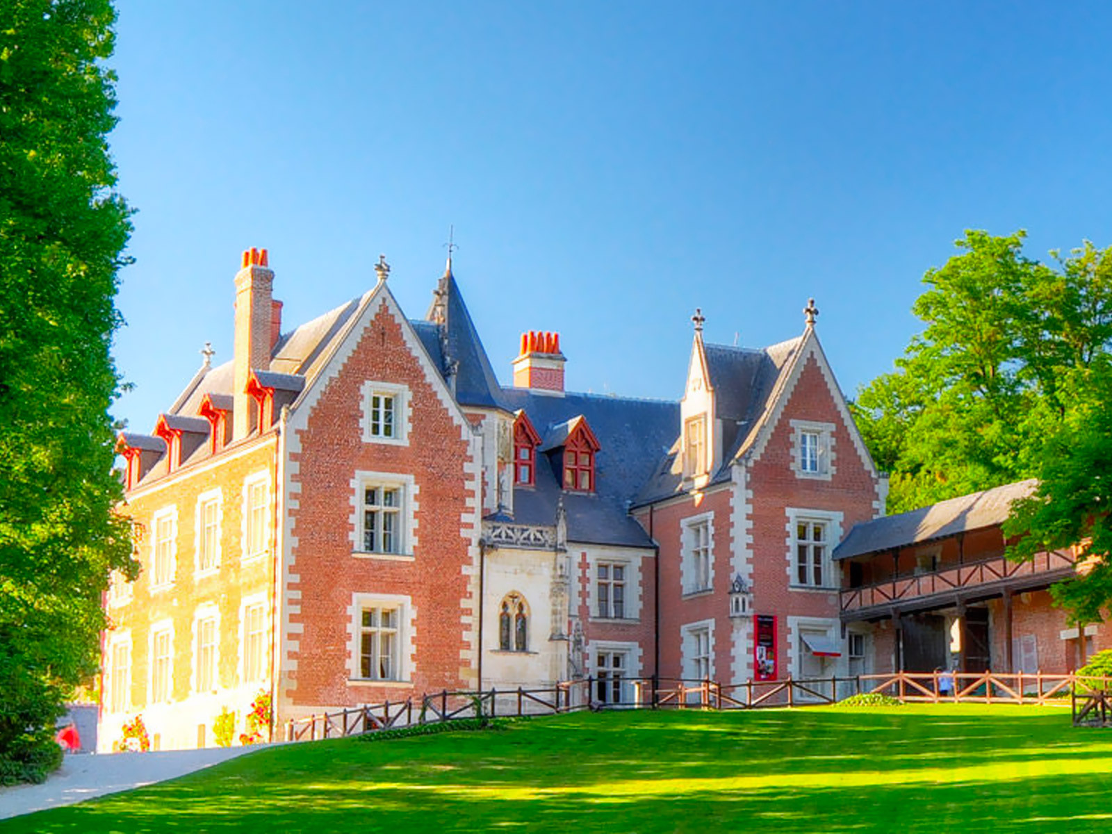 Clos Lucé.jpg