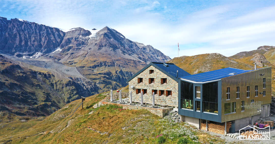 Cabane Chanrion.jpg
