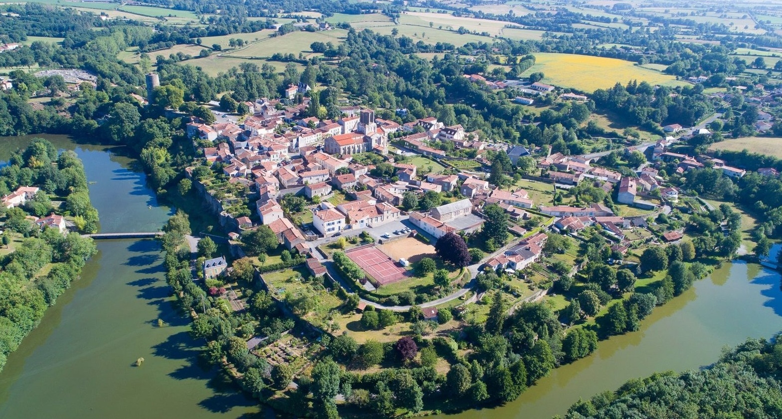 Vouvant.jpg