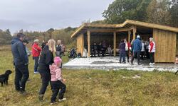 Åpning av gapahuken ved Storvatnet_1