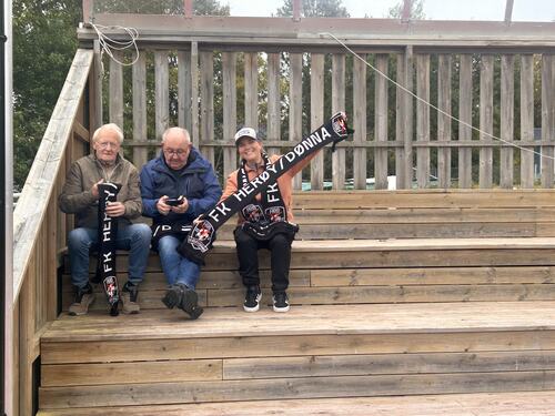 Herøy-Dønna mot Vega_supporterskjerf