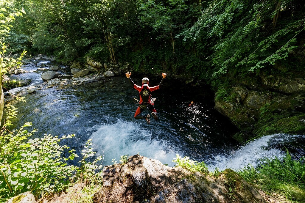 Canyoning 2.jpg