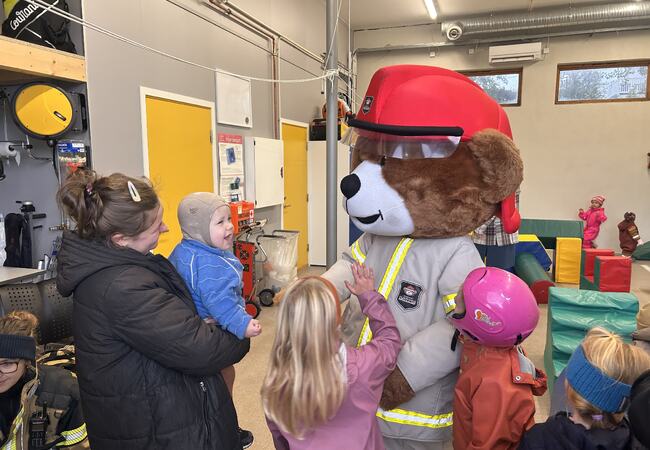Åpen dag på brannstasjonen 16