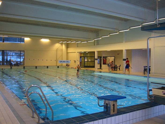 Svømmehall